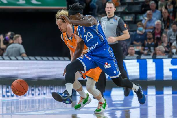 主力位置的 主力位置的