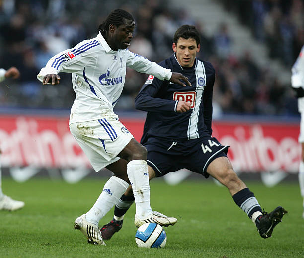 却连续4年 却连续4年