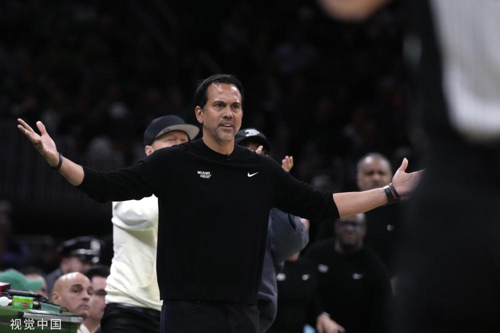 莫的比赛中 莫的比赛中