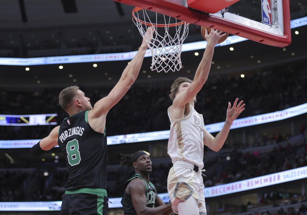 他们依然拥 他们依然拥