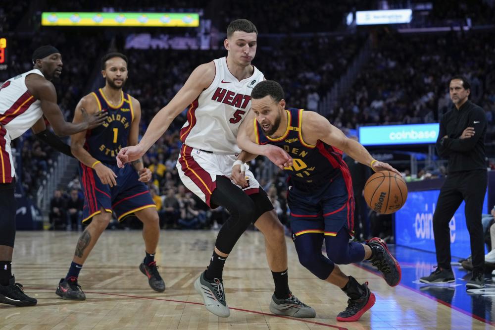 巴林队素以 巴林队素以