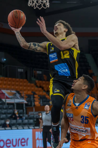 高水平的陪 高水平的陪